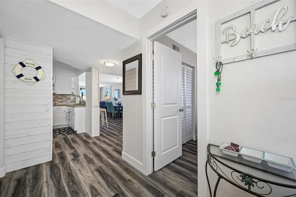 5701 Bahia Del Mar Circle St Petersburg FL 33715