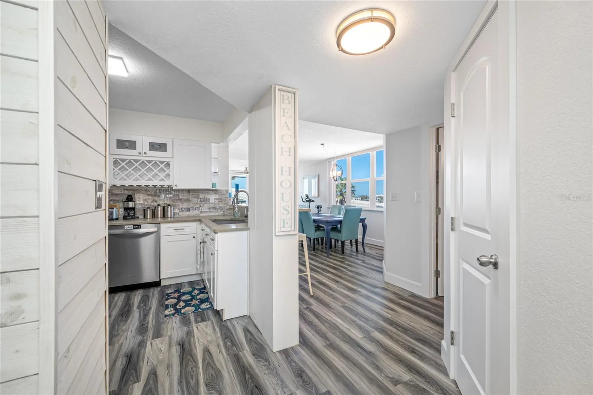 5701 Bahia Del Mar Circle St Petersburg FL 33715