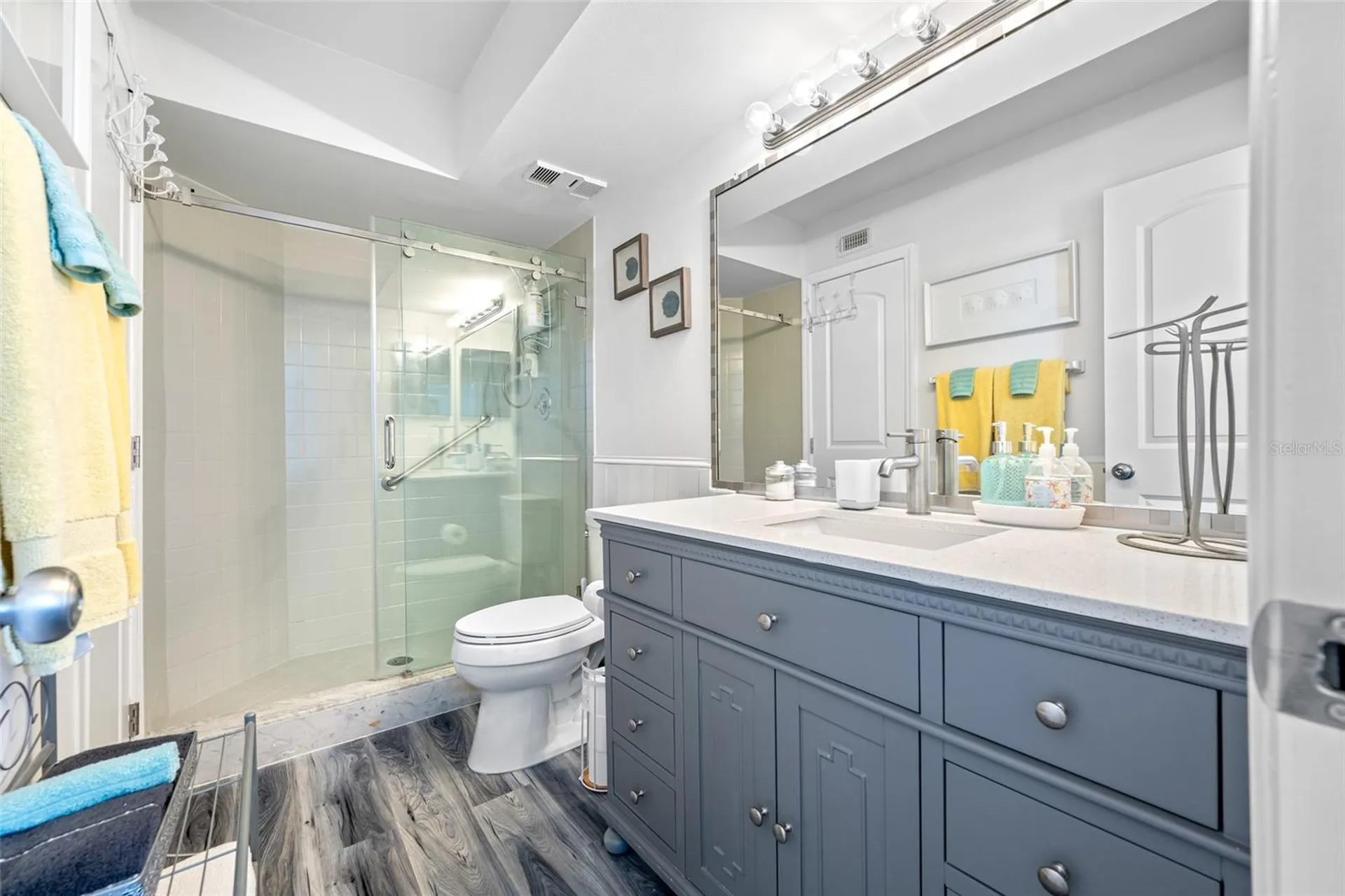 5701 Bahia Del Mar Circle St Petersburg FL 33715