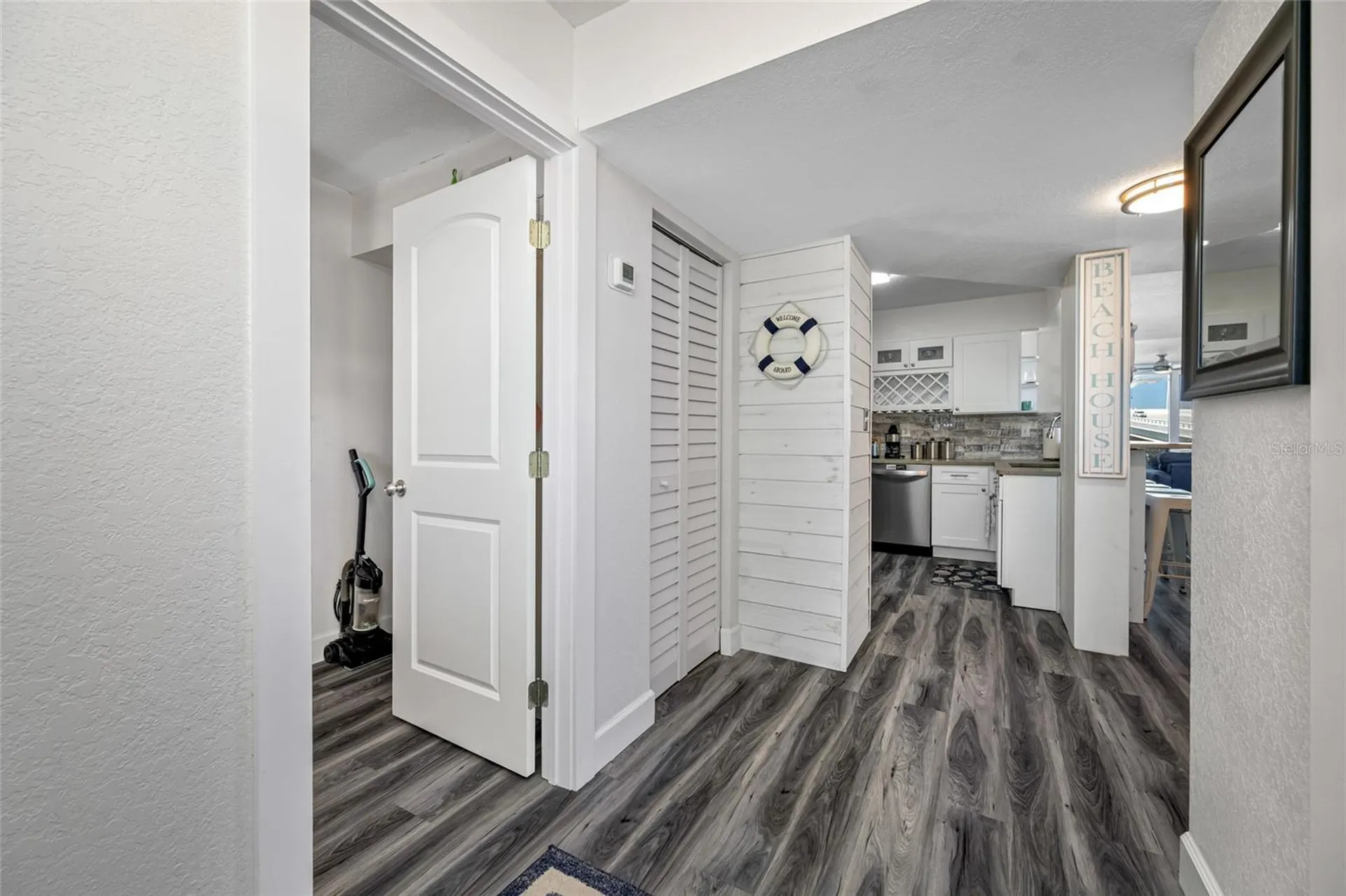 5701 Bahia Del Mar Circle St Petersburg FL 33715