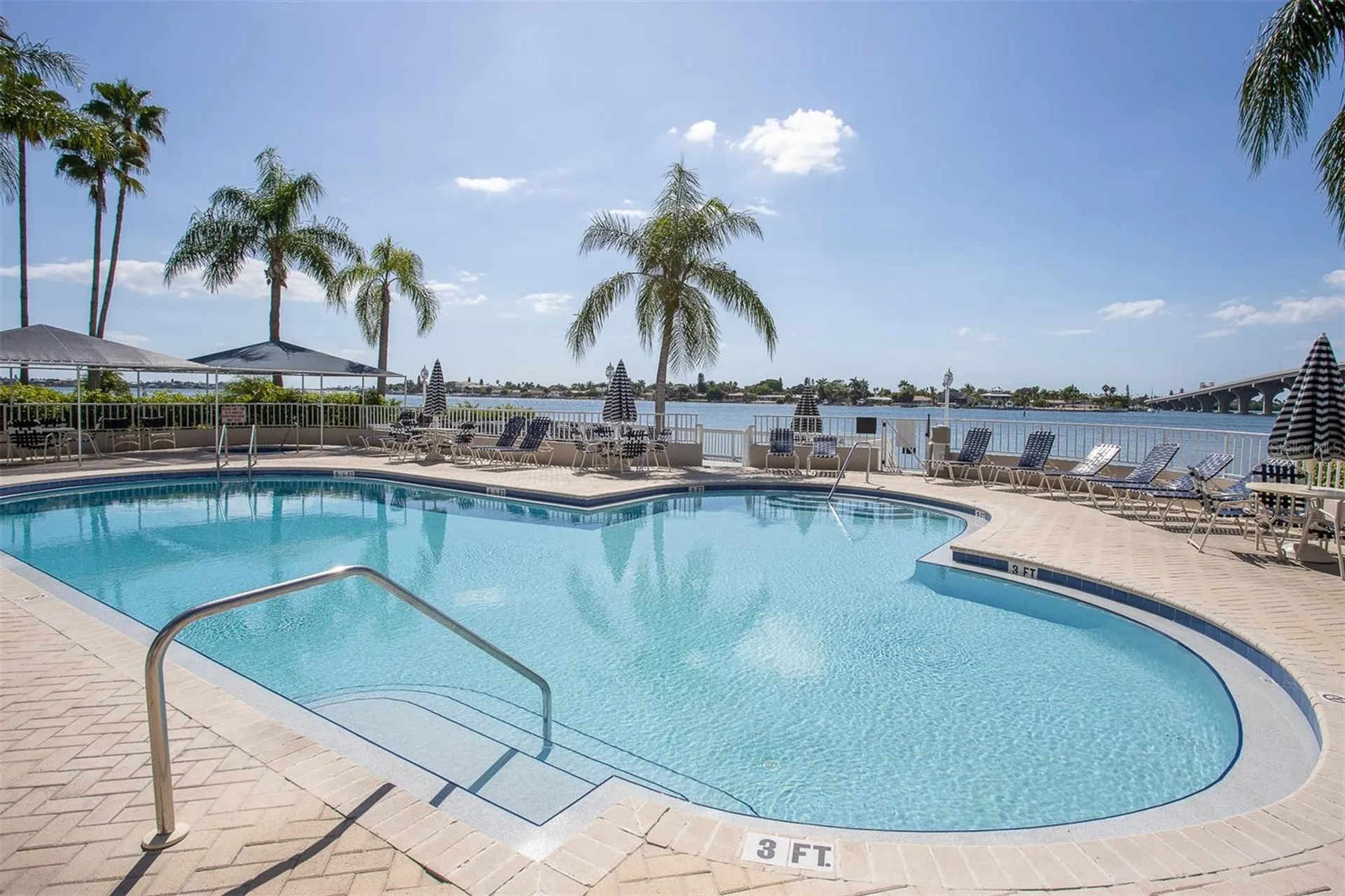 5701 Bahia Del Mar Circle St Petersburg FL 33715