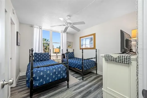 5701 Bahia Del Mar Circle St Petersburg FL 33715