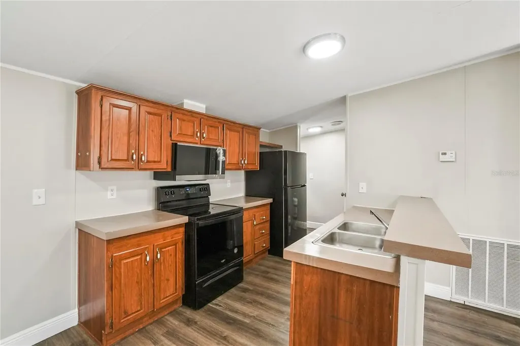 128 Pernell Johnson Drive Seffner FL 33584