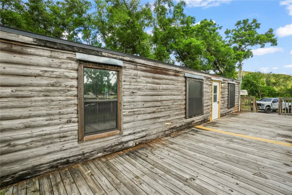 128 Pernell Johnson Drive Seffner FL 33584