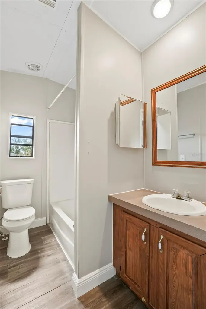 128 Pernell Johnson Drive Seffner FL 33584