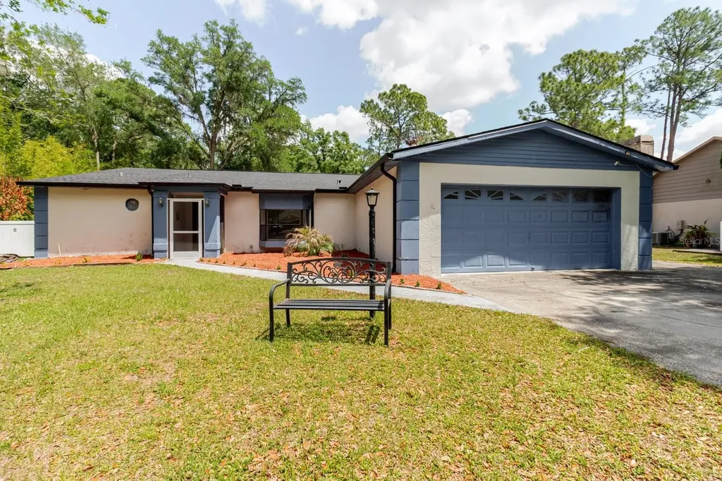 5402 Swallow Drive Land O Lakes FL 34639