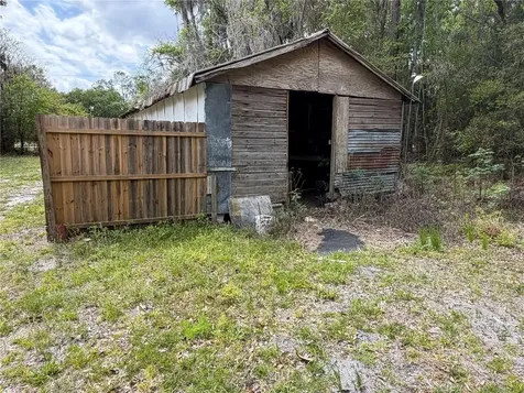 10033 SW County Road 225 Starke FL 32091