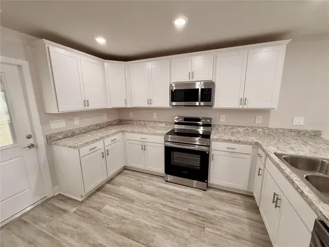 445 Alvina Avenue Lake Wales FL 33853