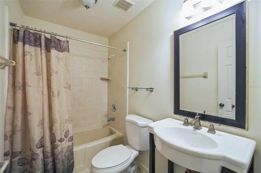 2249 Cypress Cove Drive Tavares FL 32778
