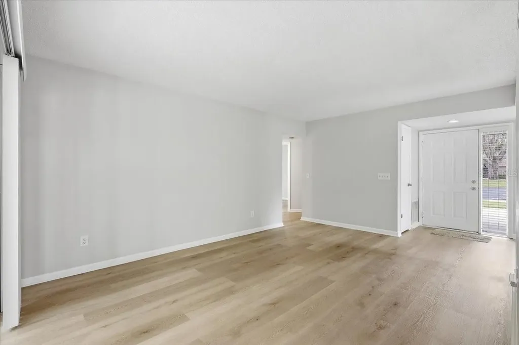 27 Oxford Lane Palm Coast FL 32137