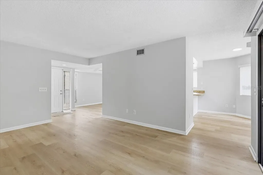 27 Oxford Lane Palm Coast FL 32137