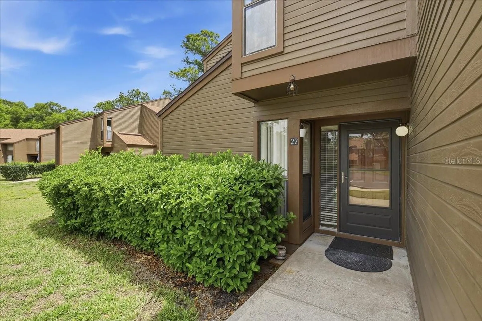 27 Oxford Lane Palm Coast FL 32137