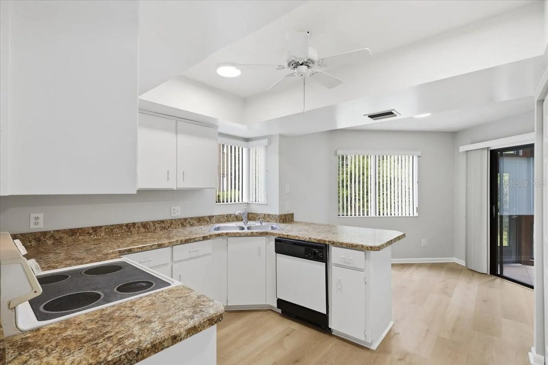27 Oxford Lane Palm Coast FL 32137