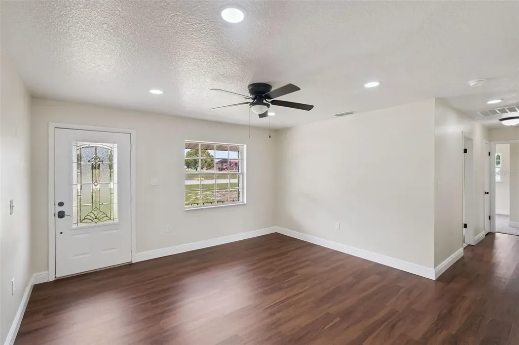 1109 Valencia Avenue Haines City FL 33844