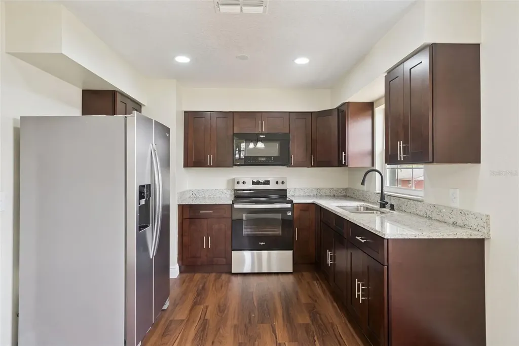 1109 Valencia Avenue Haines City FL 33844