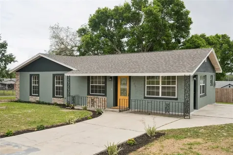 1109 Valencia Avenue Haines City FL 33844