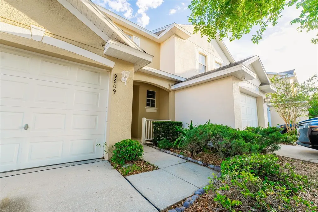 9609 Carlsdale Drive Riverview FL 33578