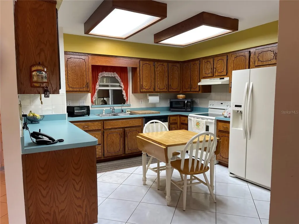 15121 SE 175th Street Weirsdale FL 32195