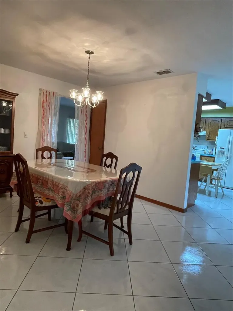15121 SE 175th Street Weirsdale FL 32195