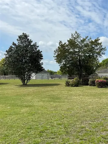 15121 SE 175th Street Weirsdale FL 32195
