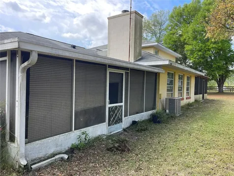 15121 SE 175th Street Weirsdale FL 32195