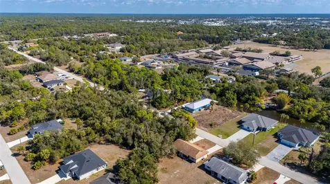 2087 Como Street Port Charlotte FL 33948