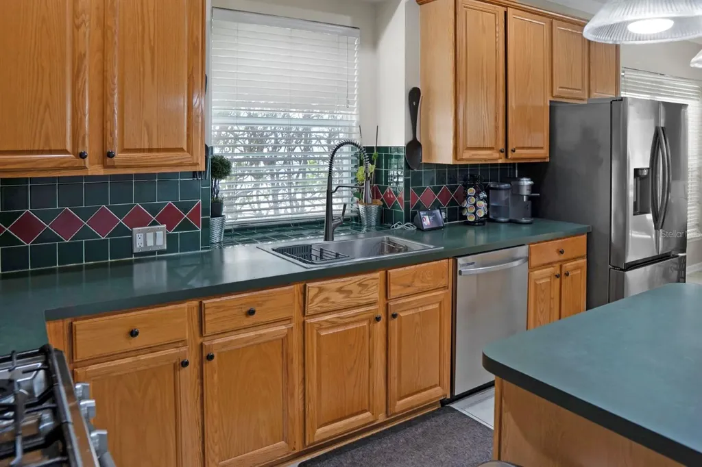 2735 Scarborough Drive Kissimmee FL 34744