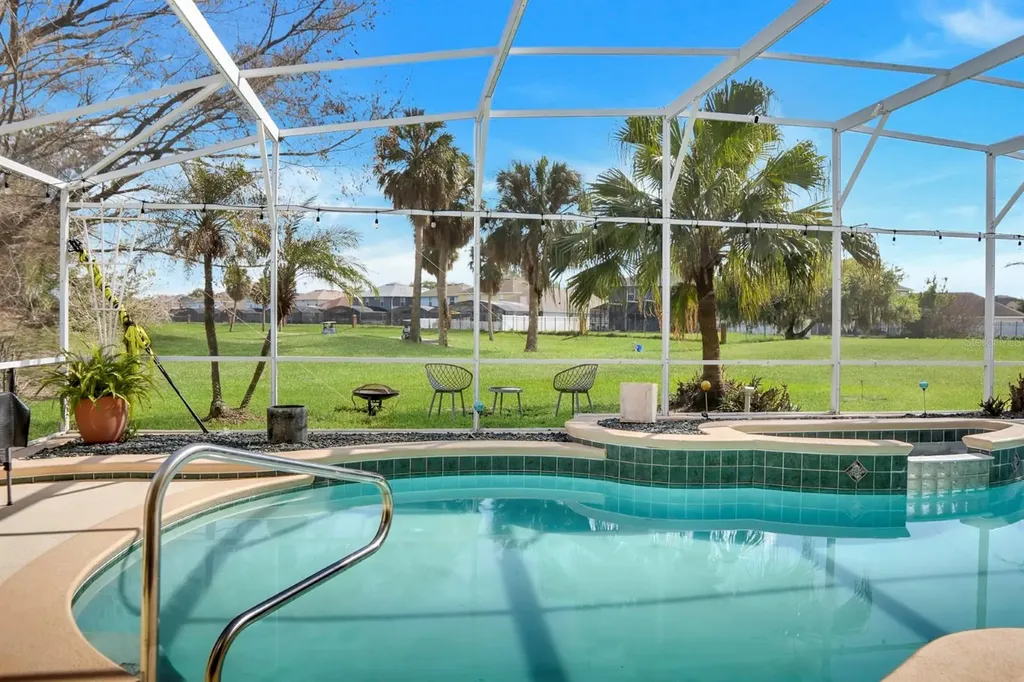 2735 Scarborough Drive Kissimmee FL 34744