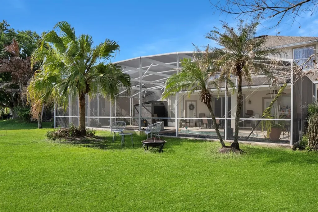 2735 Scarborough Drive Kissimmee FL 34744