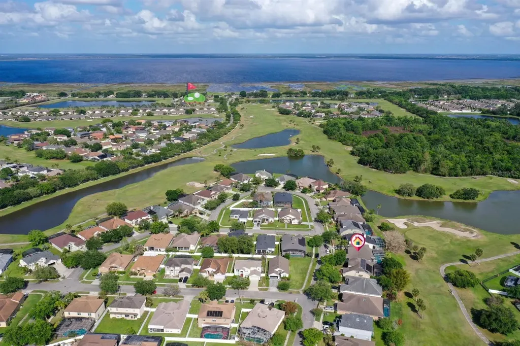 2735 Scarborough Drive Kissimmee FL 34744
