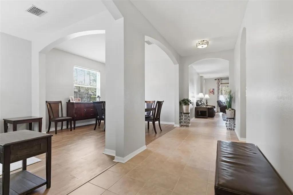 5832 Heronview Crescent Drive Lithia FL 33547
