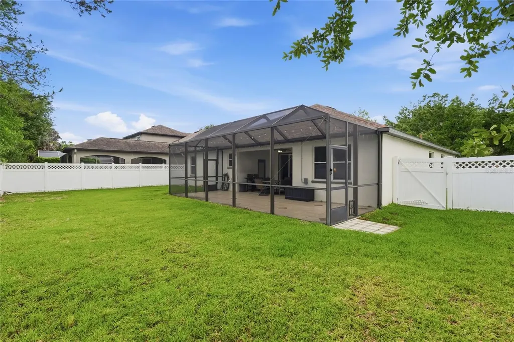 5832 Heronview Crescent Drive Lithia FL 33547