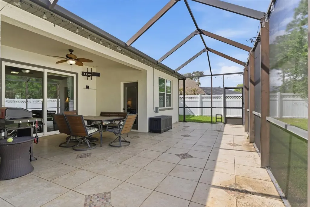 5832 Heronview Crescent Drive Lithia FL 33547