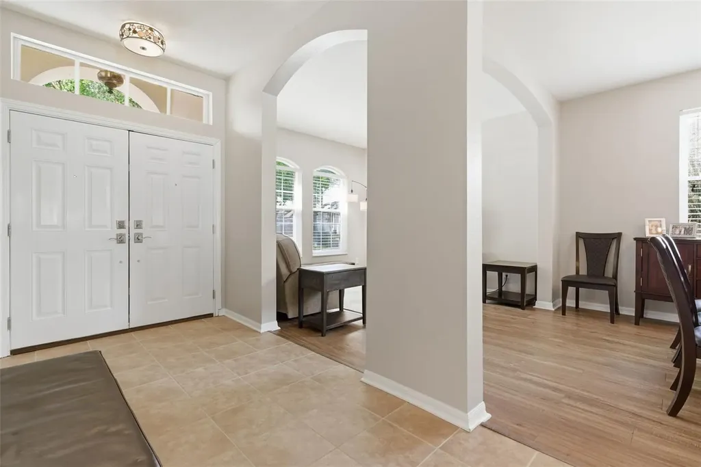 5832 Heronview Crescent Drive Lithia FL 33547