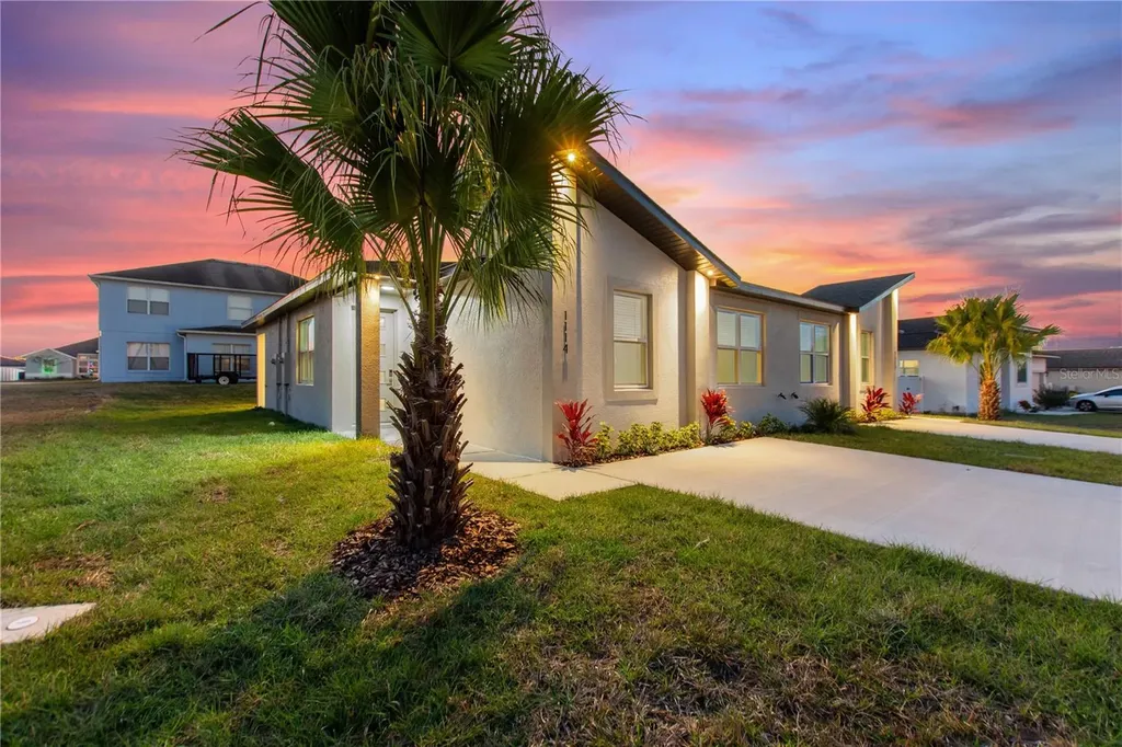 1142 Nelson Meadow Lane Kissimmee FL 34759