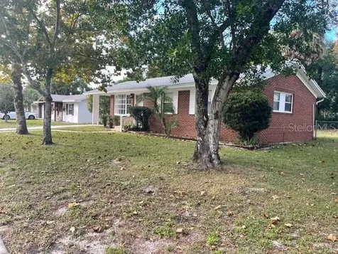 2501 Sheridan Road Mount Dora FL 32757
