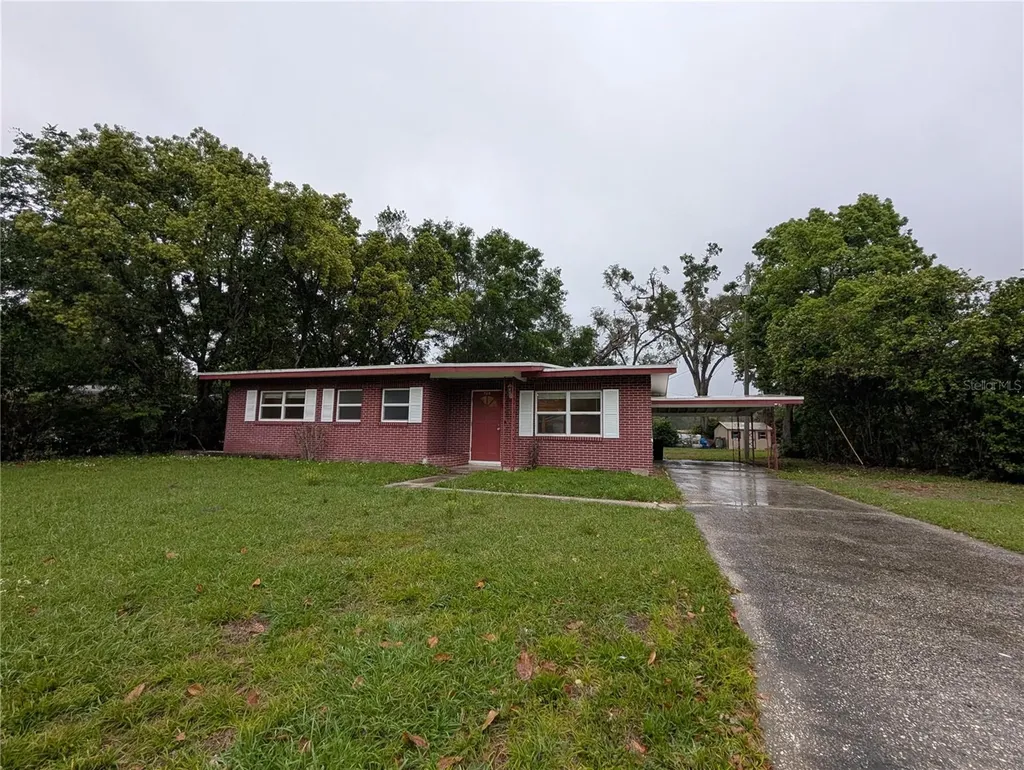 208 Oakwood Drive Brooksville FL 34601