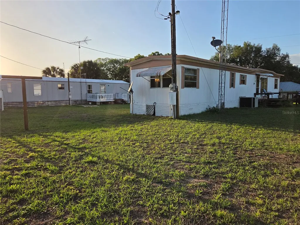 17420 SE 36th Lane Ocklawaha FL 32179