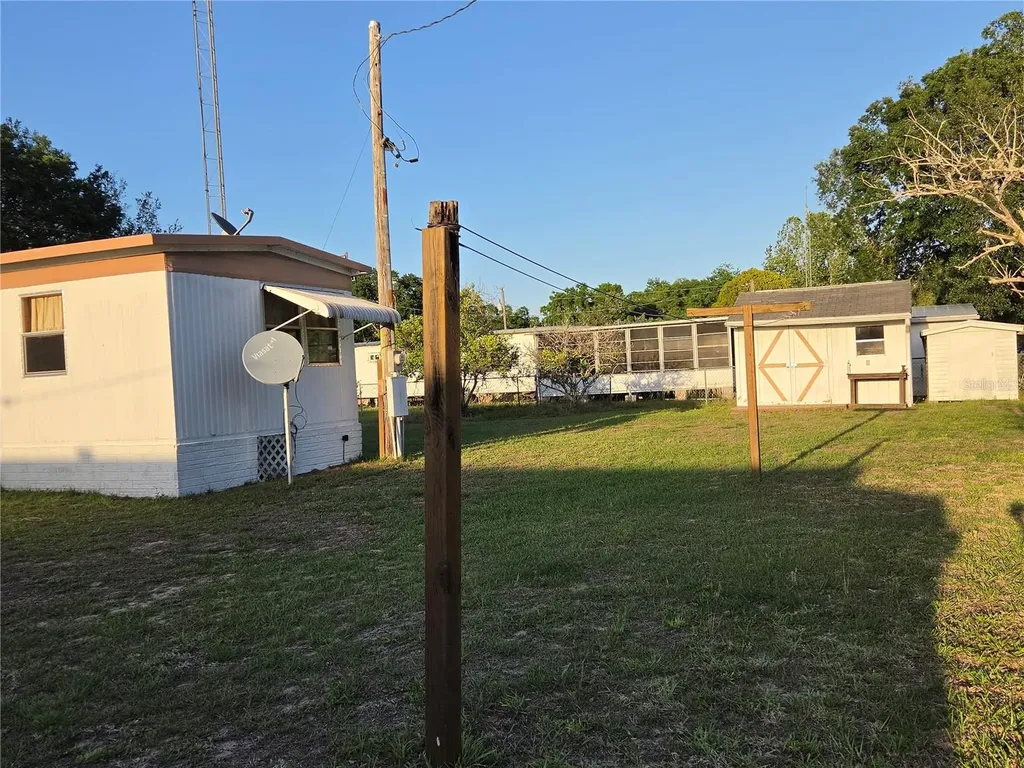 17420 SE 36th Lane Ocklawaha FL 32179