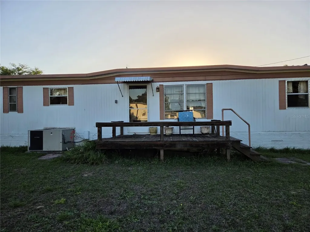 17420 SE 36th Lane Ocklawaha FL 32179