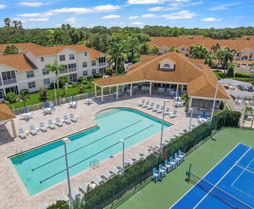 4275 Castlebridge Lane Sarasota FL 34238