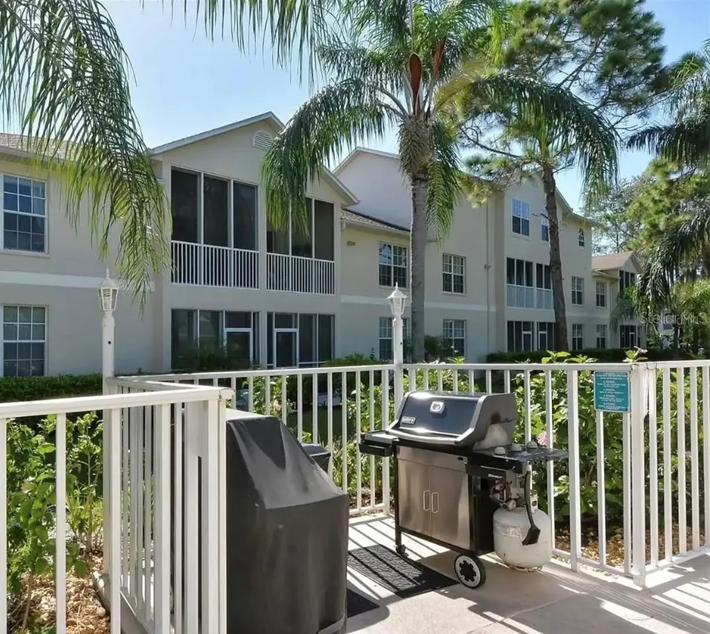 4275 Castlebridge Lane Sarasota FL 34238