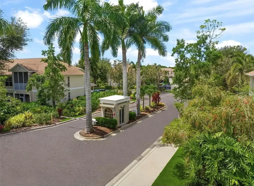 4275 Castlebridge Lane Sarasota FL 34238