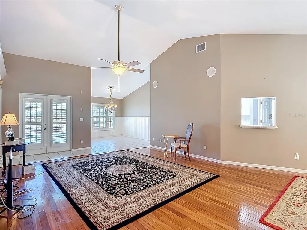 6645 Northlake Drive Zephyrhills FL 33542