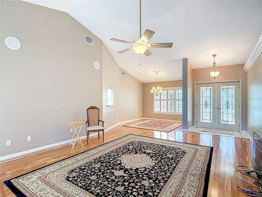 6645 Northlake Drive Zephyrhills FL 33542