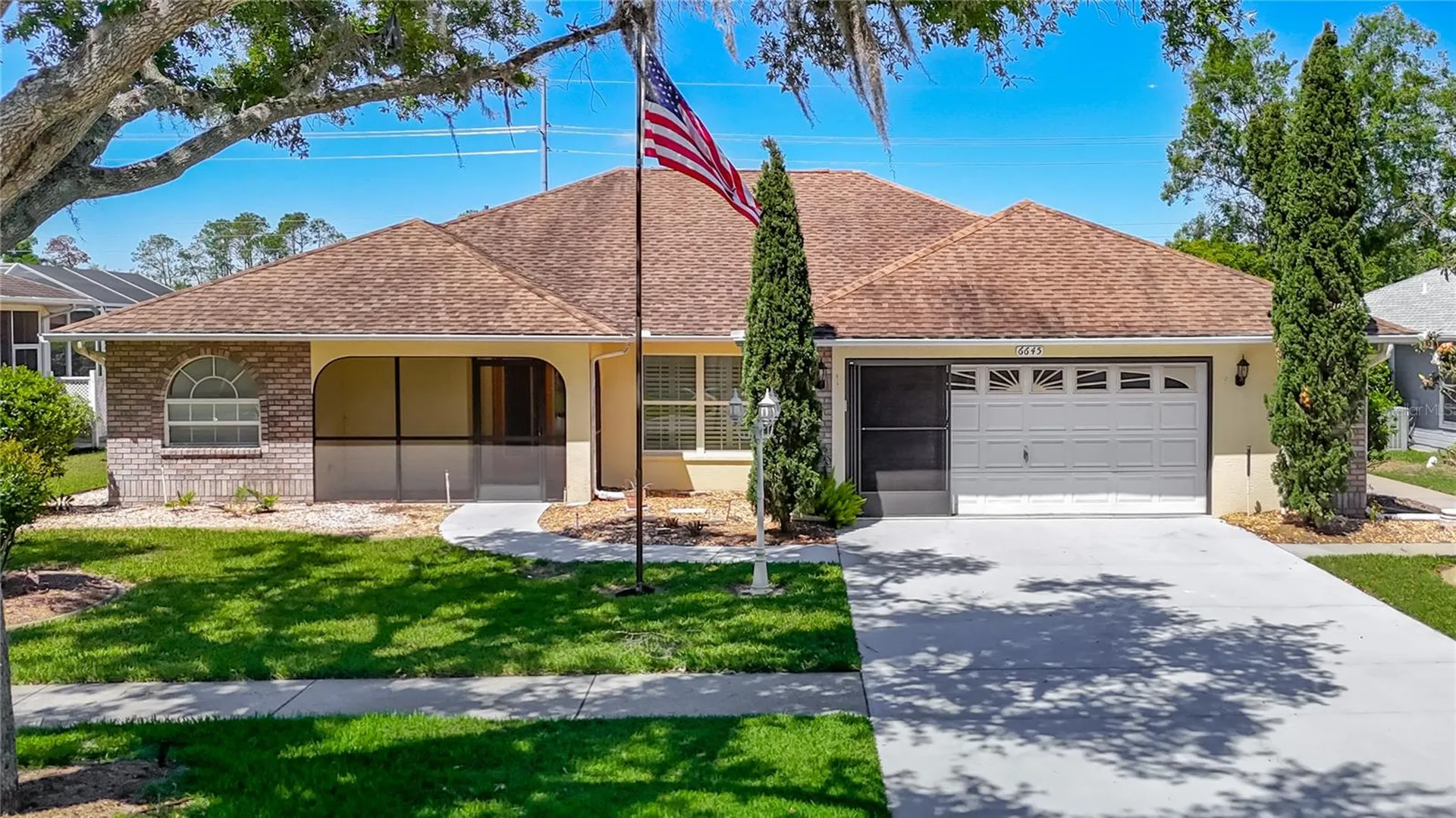 6645 Northlake Drive Zephyrhills FL 33542