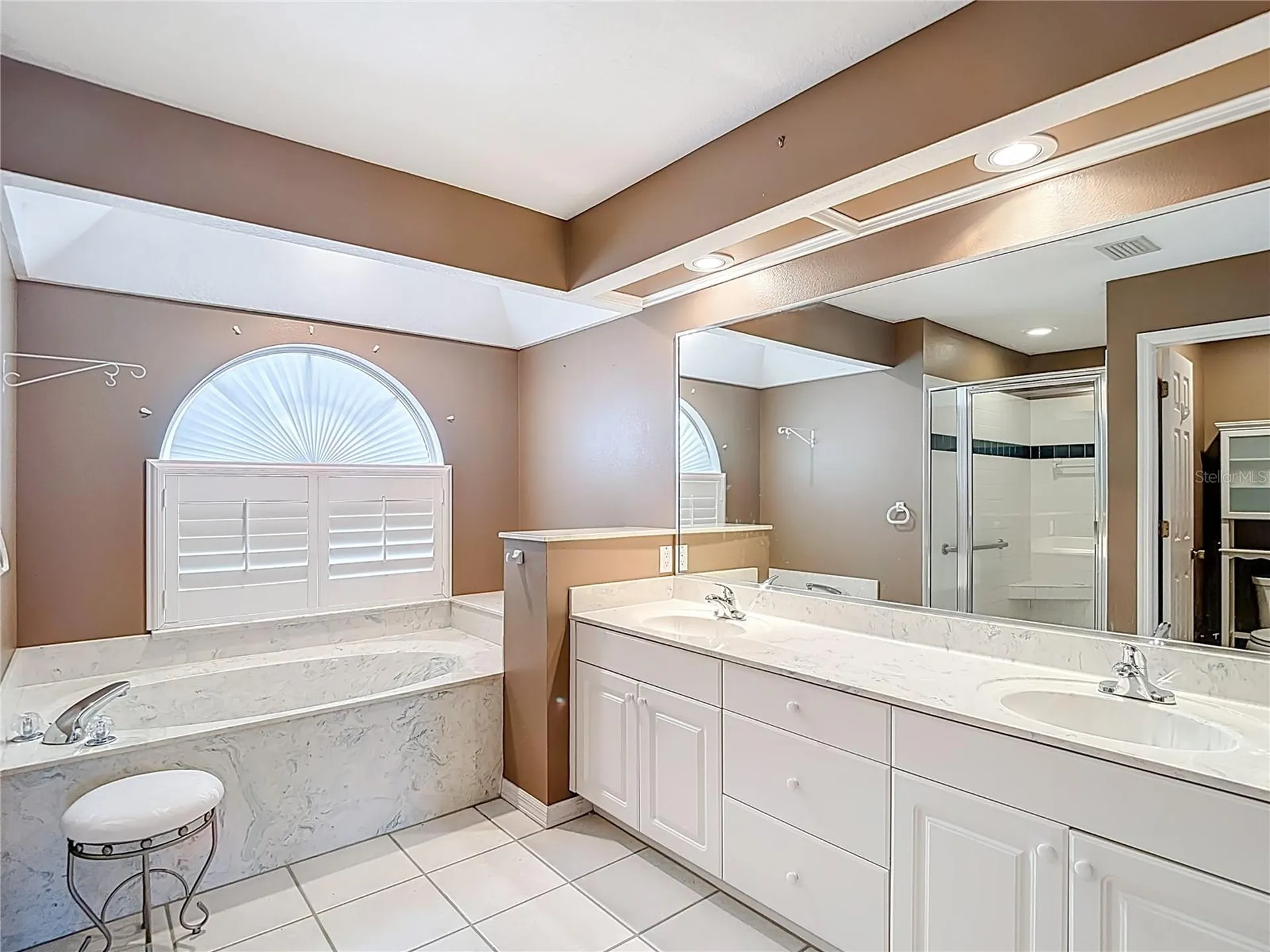 6645 Northlake Drive Zephyrhills FL 33542