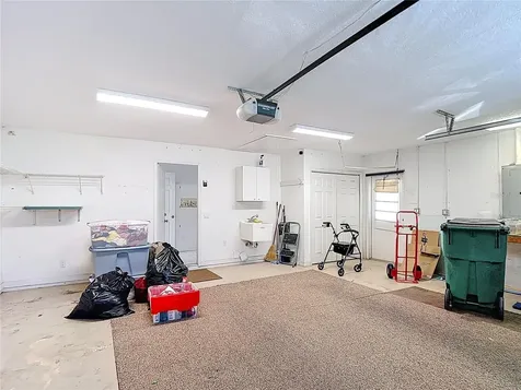 6645 Northlake Drive Zephyrhills FL 33542