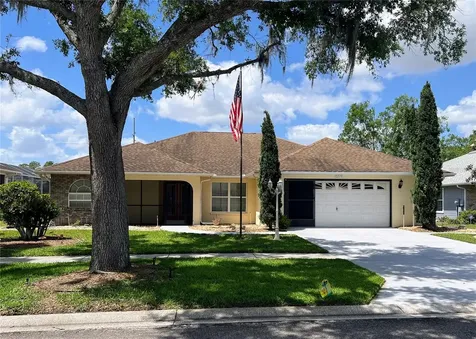 6645 Northlake Drive Zephyrhills FL 33542