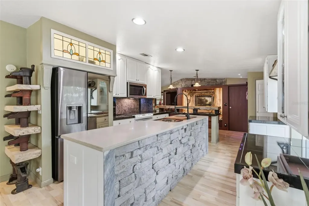 9101 Wood Terrace Drive Tampa FL 33637